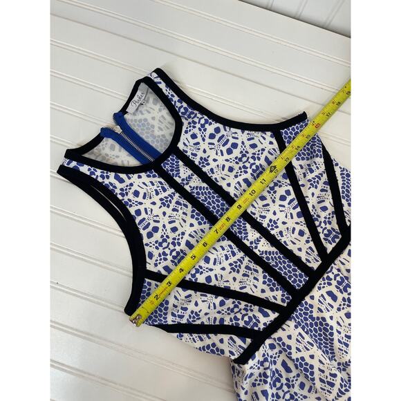 Parker Hudson Fit & Flare Dress Blue & White Cut Out Short Cocktail Size 6 - Picture 4 of 9